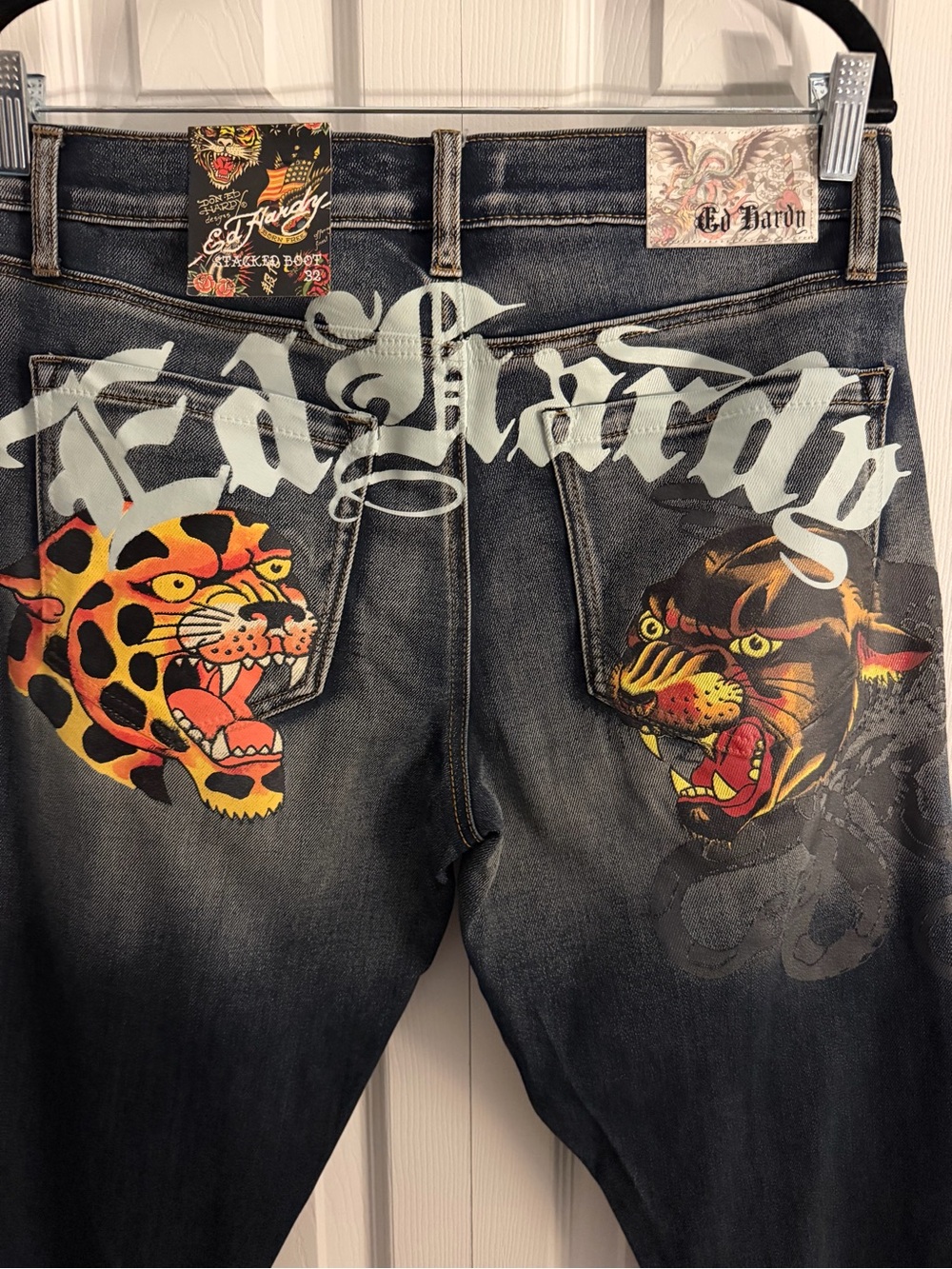NWT Ed Hardy Stacked Bootcut Jeans 32 Leopard Panther Graphic Denim